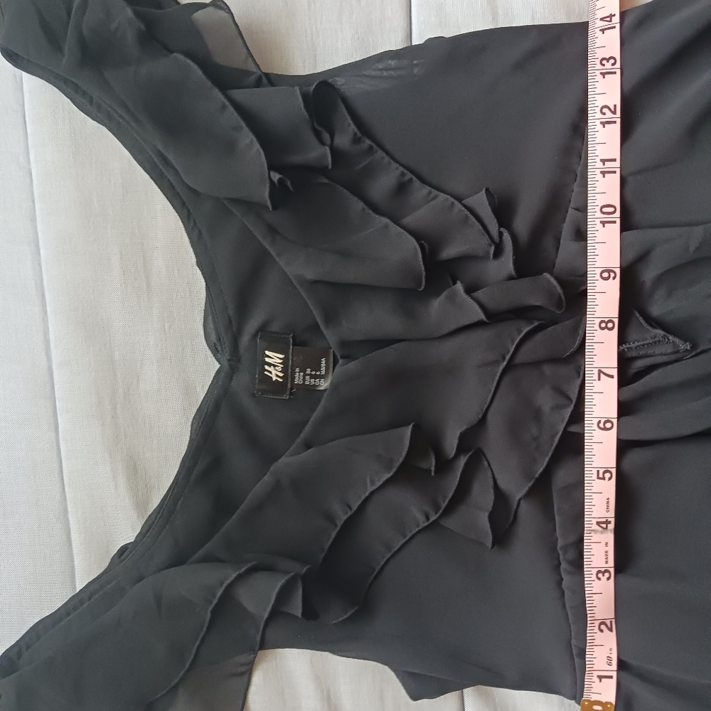 H&M Black dress, Size 6 - Picture 5 of 9